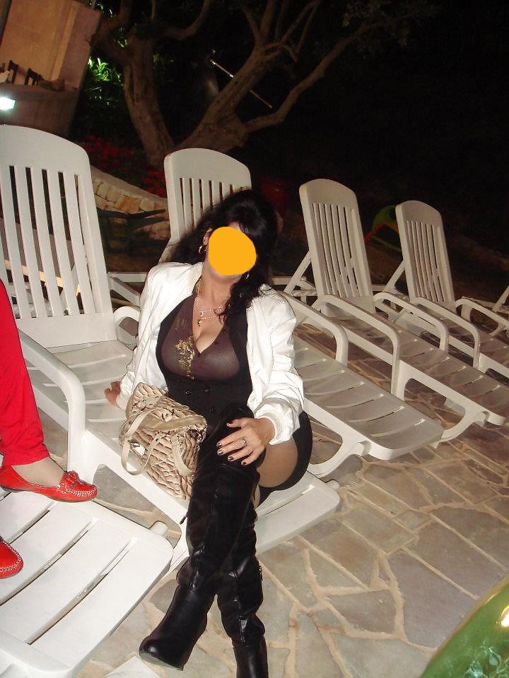 Lucia 53 anni divorziata per incontri milf napoli al bar